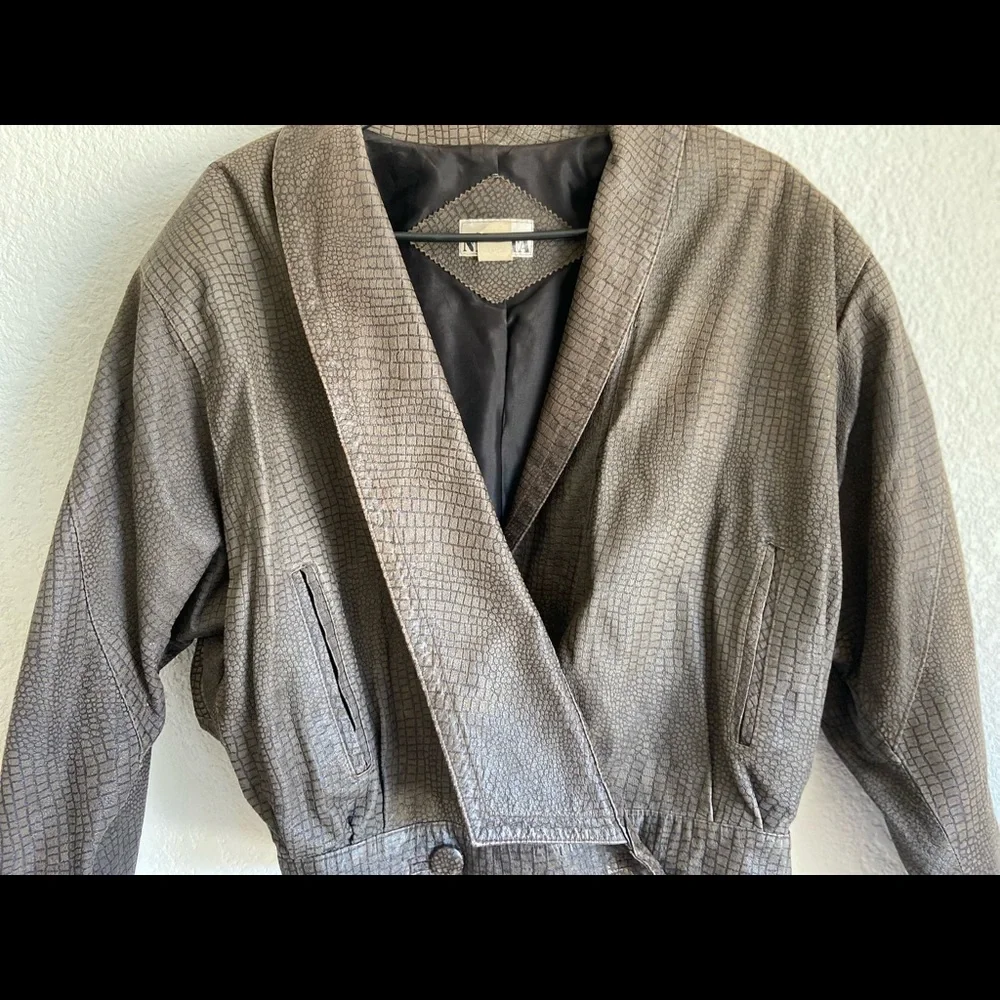 Real leather cropped jacket 1980s vintage brown with no flaws by Nebita - Picture 4 of 8